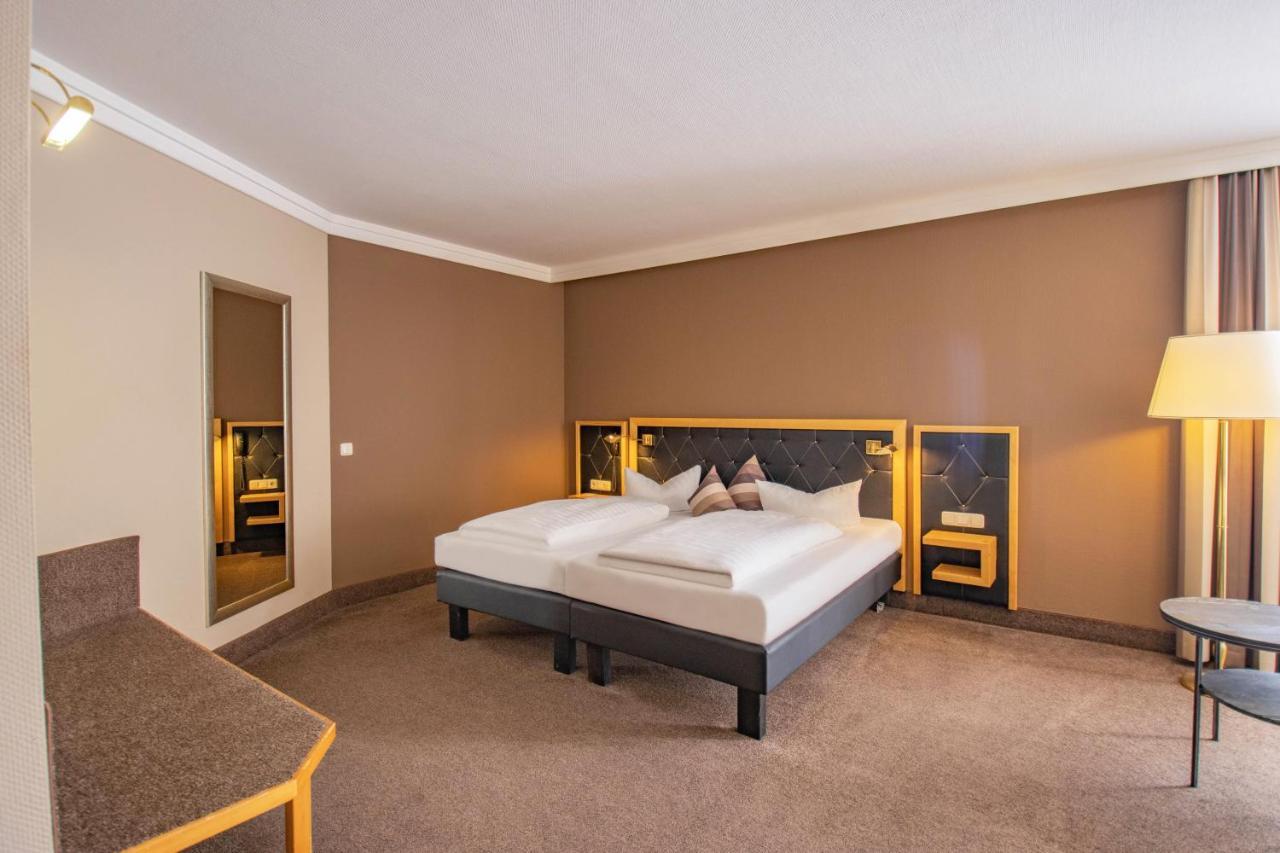 Hotel Tanne אילמנאו מראה חיצוני תמונה