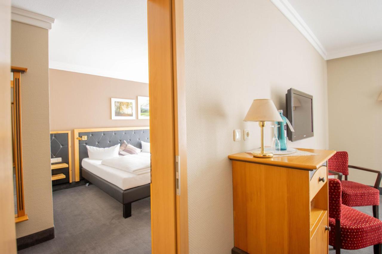 Hotel Tanne אילמנאו מראה חיצוני תמונה