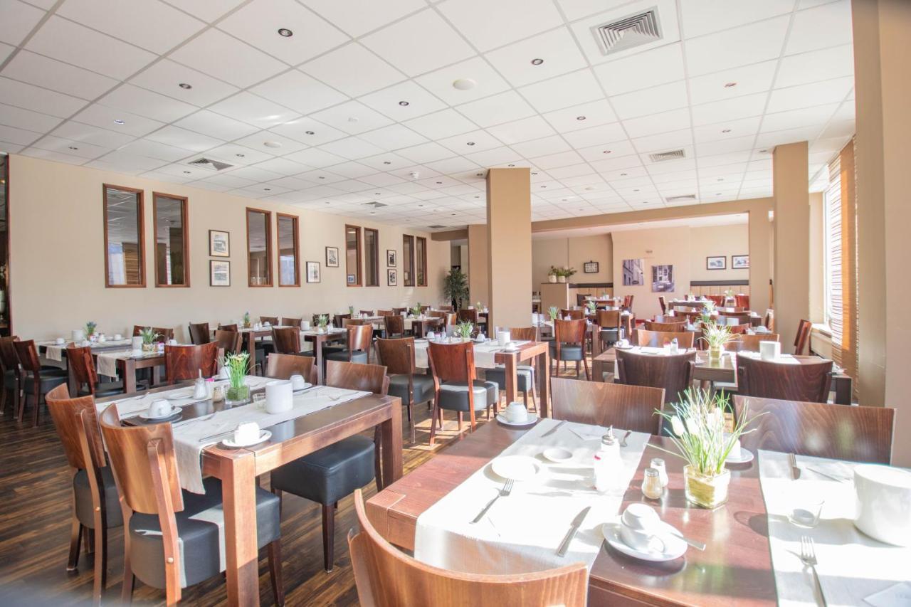 Hotel Tanne אילמנאו מראה חיצוני תמונה