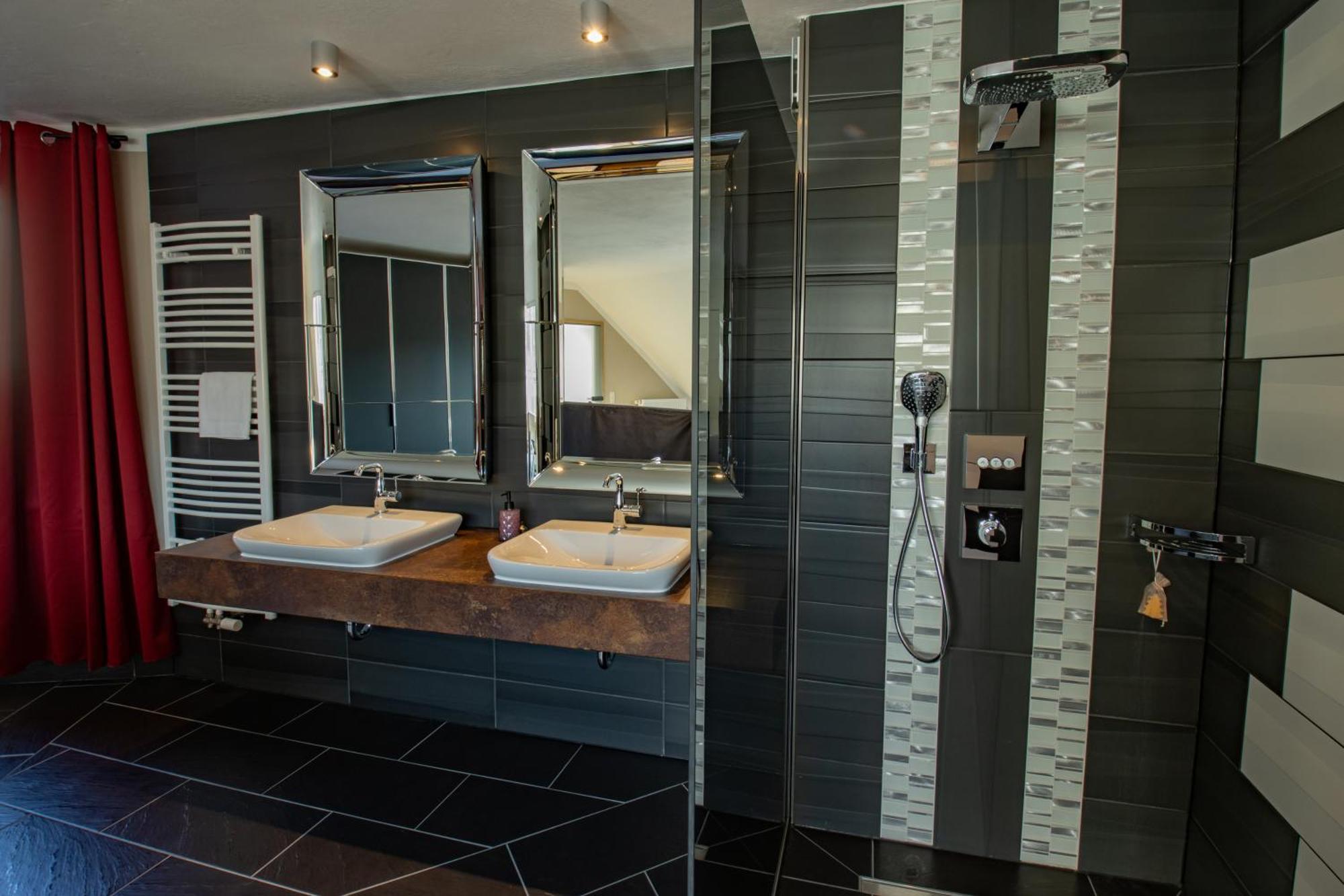 Hotel Tanne אילמנאו מראה חיצוני תמונה
